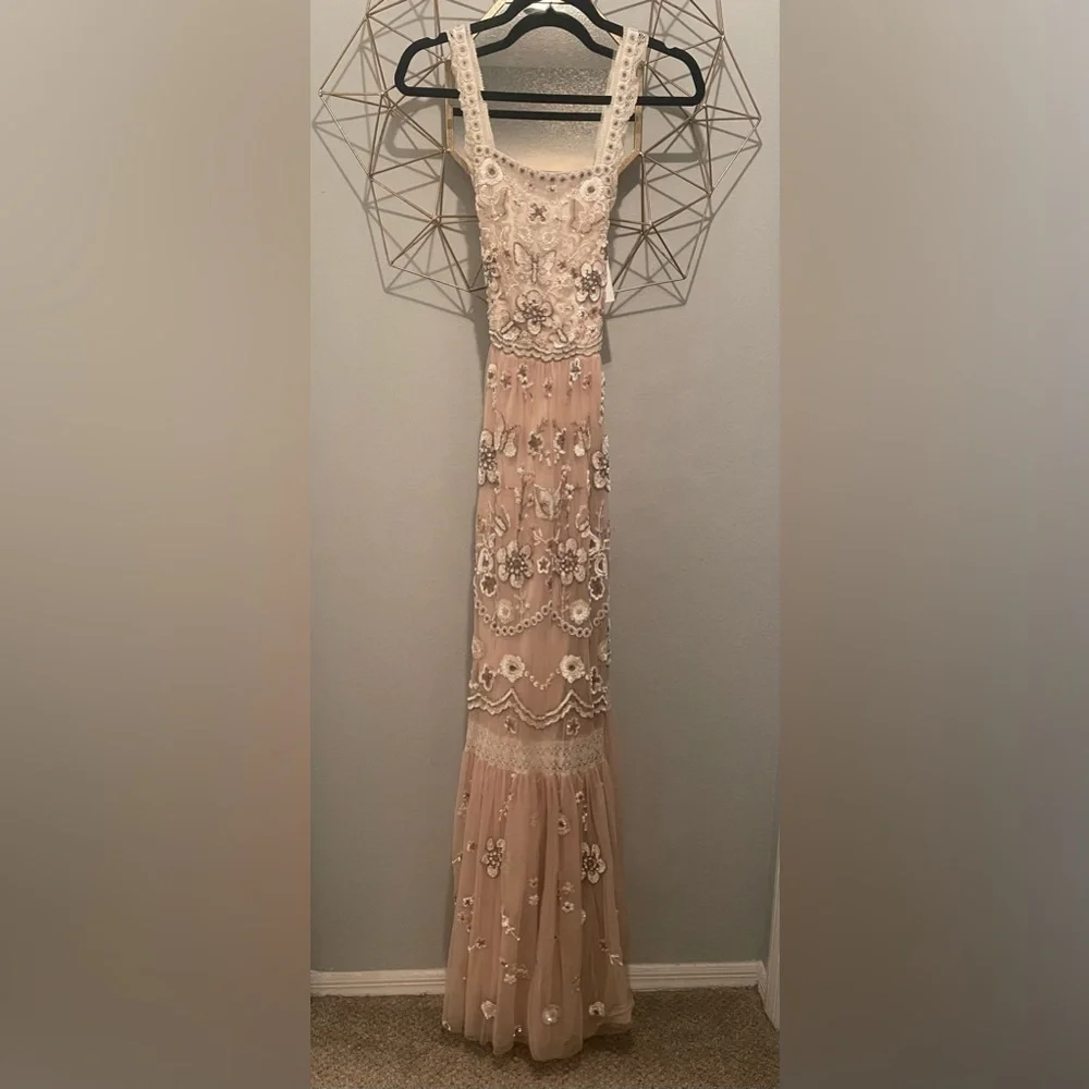 NWT Needle and Thread Pink Petal cluster bib gown xs 🦋 - Picture 8 of 16